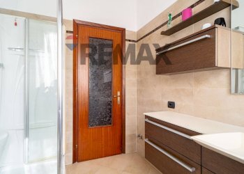 Bagno - Three-room apartment Via Francesco Baracca
 
8, Medesano - photo 11