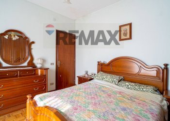 Camera / camera da letto - Three-room apartment Via Francesco Baracca
 
8, Medesano - photo 13