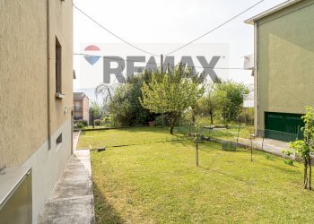 Giardino - Three-room apartment Via Francesco Baracca
 
8, Medesano - photo 26