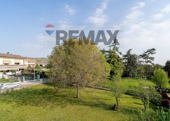 Giardino - Three-room apartment Via Francesco Baracca
 
8, Medesano - photo 27