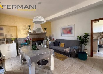 Foto 2 - Independent house Roccafluvione - photo 2