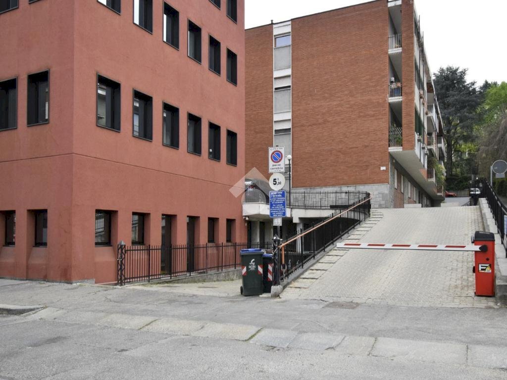 Box Via Luisa del Carretto, Torino (zona Borgo Po) - foto 2