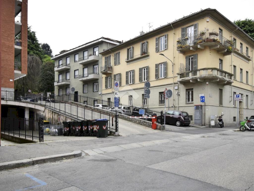 Box Via Luisa del Carretto, Torino (zona Borgo Po) - foto 3