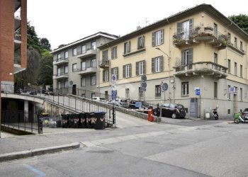 Box Via Luisa del Carretto, Torino (neighborhood Borgo Po) - photo 10