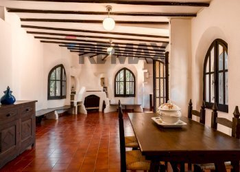 Sala da pranzo - Villa viale delle ore
 
24, Pula - foto 13