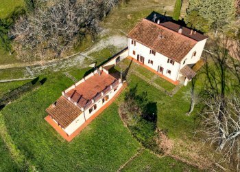 Foto 19 - Villa Via di Spazzavento
 
26, Scarperia e San Piero - foto 19