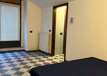 Camera da letto - Three-room apartment via San Carlo, Gardone Val Trompia - photo 12