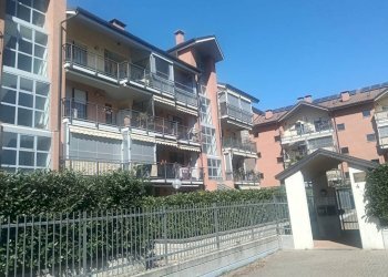 Facciata - Appartamento vicolo Sacra San Michele, 6, Orbassano - foto 2