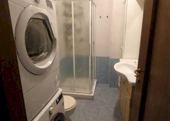 Bagno - Appartamento vicolo Sacra San Michele, 6, Orbassano - foto 10