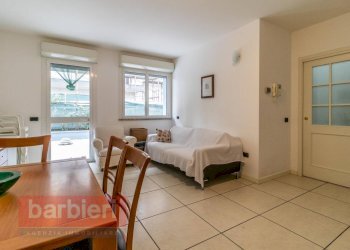 Foto 2 - Trilocale vialetto bixio
 
1, Cervia - foto 2