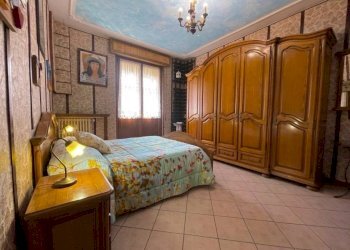 Camera da letto - Trilocale strada Statale per Genova, Tortona - foto 6