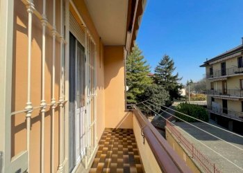 Balcone - Trilocale strada Statale per Genova, Tortona - foto 7