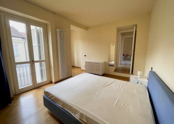 Camera da letto - Bilocale piazza Gavino Lugano, Tortona - foto 4
