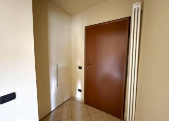 Ingresso - Bilocale piazza Gavino Lugano, Tortona - foto 7