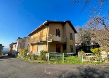 Facciata - Villa Frazione Forotondo, Fabbrica Curone - foto 15