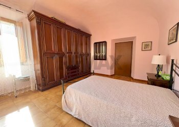 Camera / camera da letto - Quadrilocale San Giuliano Terme - foto 12