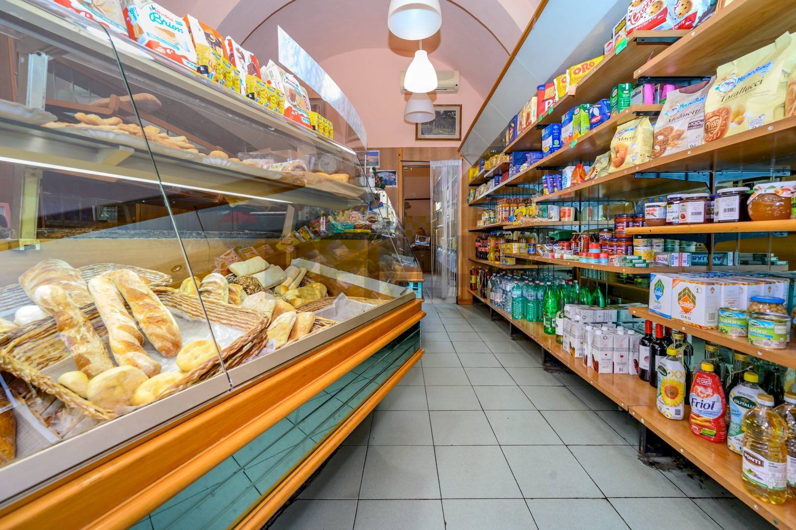 Negozio - Attività Commerciale Via Garibaldi
 
370, Livorno - foto 1
