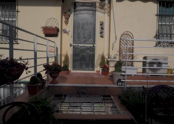 Edificio all\'aperto - Four-room apartment via Tarrini
 
53, Livorno - photo 4