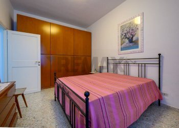 Camera matrimoniale - Four-room apartment Via Campania
 
57, Livorno - photo 21