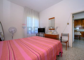 Camera matrimoniale - Four-room apartment Via Campania
 
57, Livorno - photo 22