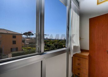 Veranda in camera - Four-room apartment Via Campania
 
57, Livorno - photo 23