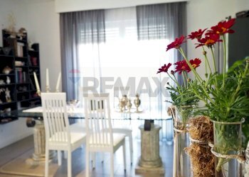 Sala da pranzo - Villa Via per Rosignano
 
24, Rosignano Marittimo - foto 5