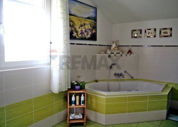 Bagno - Villa Via per Rosignano
 
24, Rosignano Marittimo - foto 24