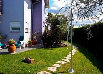 Giardino - Villa Via per Rosignano
 
24, Rosignano Marittimo - foto 29