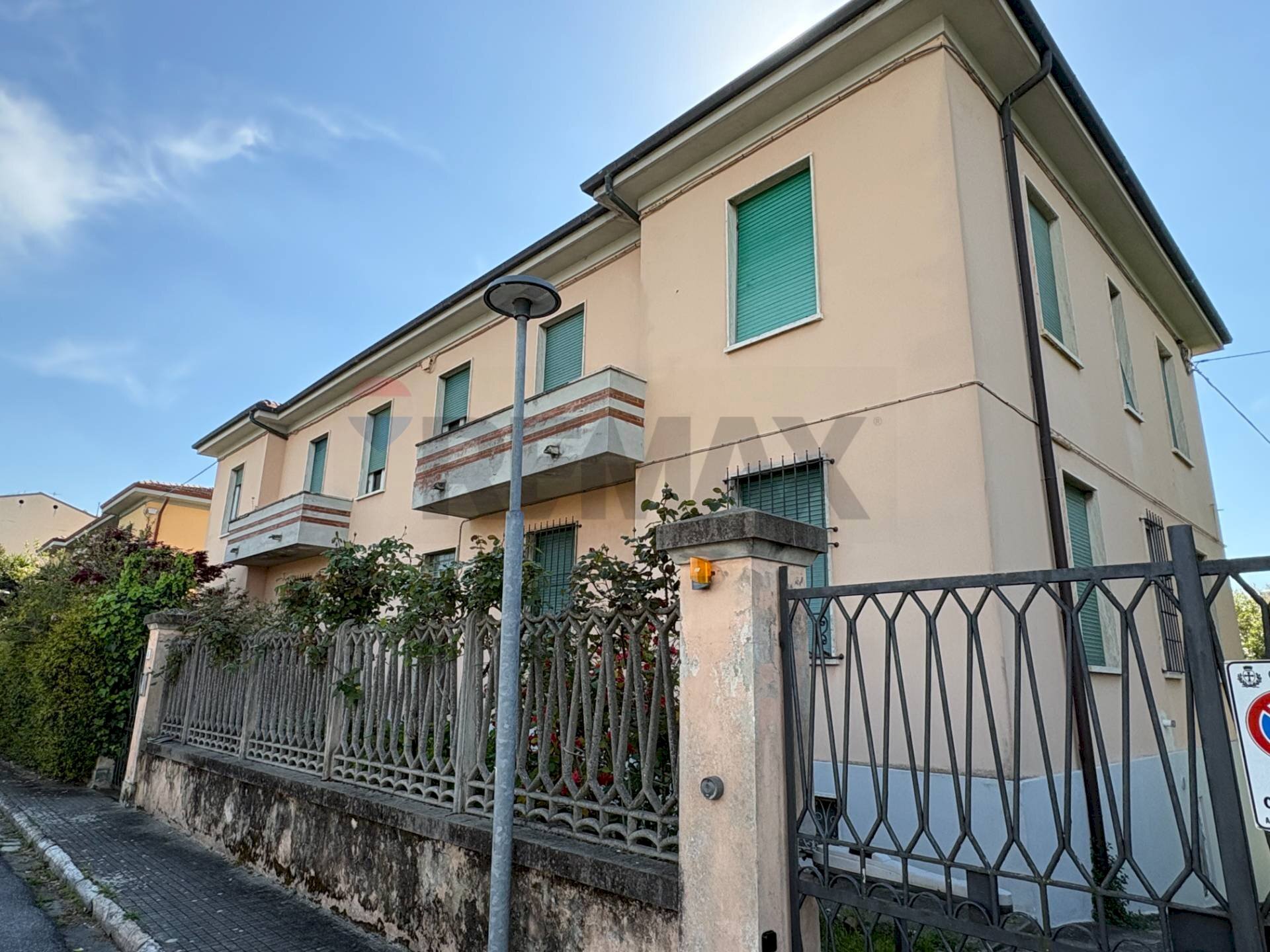 Facciata - Apartment Lungarno Giovanni al Gatano
 
6, Pisa - photo 2