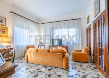 Soggiorno - Villa via Aretino Spinello
 
4, Pisa - foto 9