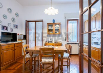 Sala da pranzo - Villa via Aretino Spinello
 
4, Pisa - foto 18