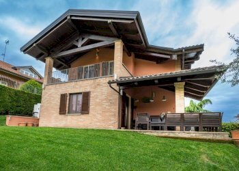 Facciata - Villa via Viapiana, Montegrosso d'Asti - foto 30