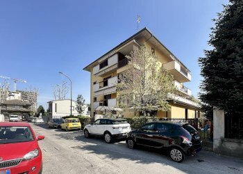 Foto 1 - Trilocale VIA SAN LUIGI
 
5, Brugherio - foto 1