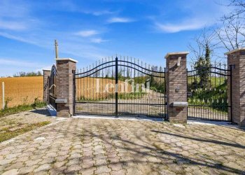 Ingresso - Villa strada Biozzine, 5, Valenza - foto 5