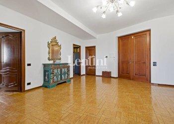 Salone - Villa strada Biozzine, 5, Valenza - foto 13