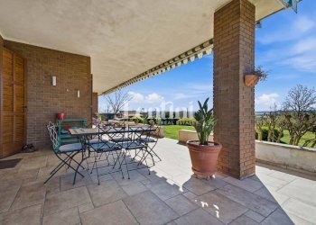 Terrazzo - Villa strada Biozzine, 5, Valenza - foto 28