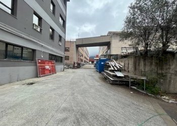 Posto macchina - Capannone via Egidio Tagliolini, Genova (zona Cornigliano) - foto 14