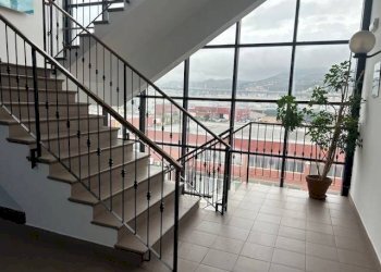 Scala - Capannone via Egidio Tagliolini, Genova (zona Cornigliano) - foto 16