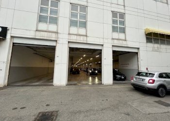 Interno non residenziale - Capannone via Egidio Tagliolini, Genova (zona Cornigliano) - foto 18