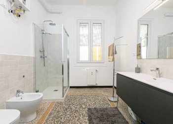 Bagno - Trilocale via Eugenio Ruspoli, Genova (zona Foce) - foto 13