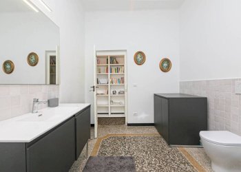 Bagno - Trilocale via Eugenio Ruspoli, Genova (zona Foce) - foto 14