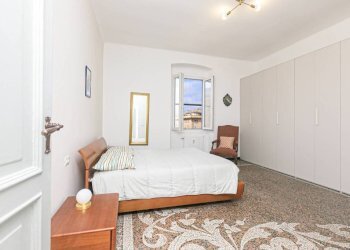 Camera da letto - Trilocale via Eugenio Ruspoli, Genova (zona Foce) - foto 16