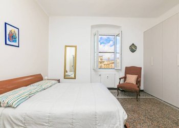 Camera da letto - Trilocale via Eugenio Ruspoli, Genova (zona Foce) - foto 17