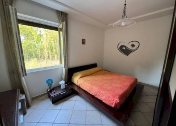 Camera da letto - Three-room apartment via per Casorate, 9/c, Cardano al Campo - photo 4