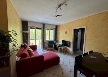 Salone - Three-room apartment via per Casorate, 9/c, Cardano al Campo - photo 21