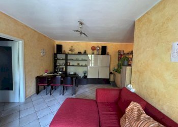 Salone - Three-room apartment via per Casorate, 9/c, Cardano al Campo - photo 30