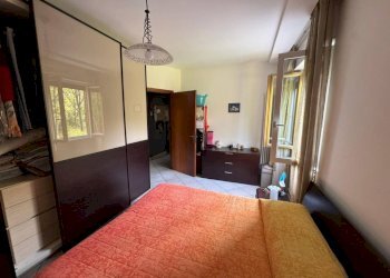 Camera da letto - Trilocale via per Casorate, 9/c, Cardano al Campo - foto 33