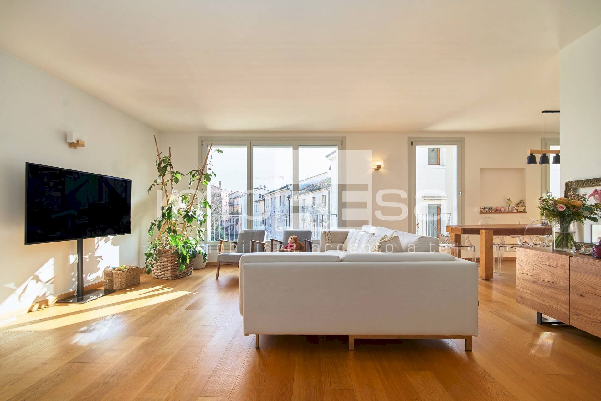 Foto 1 - Trilocale Riva del Cagnan Giovanni Comisso
 
2, Treviso - foto 1