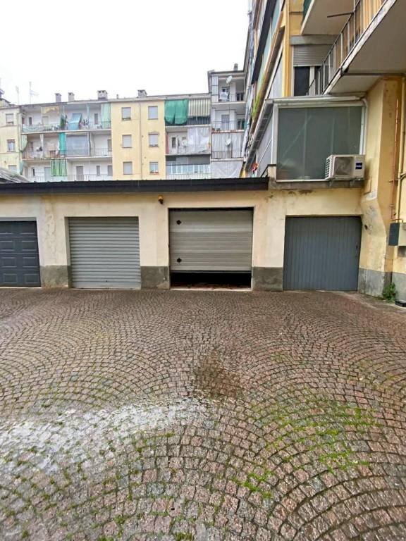 Cortile interno - Box via Piave, 4, Mondovì - foto 3