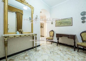 Ingresso - Appartamento piazza Duca degli Abruzzi, Genova (zona Nervi) - foto 3
